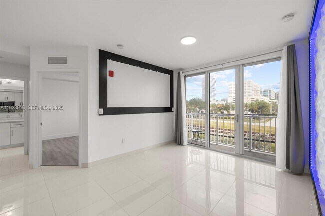 Building Photo - 2651 NE 212th Terrace