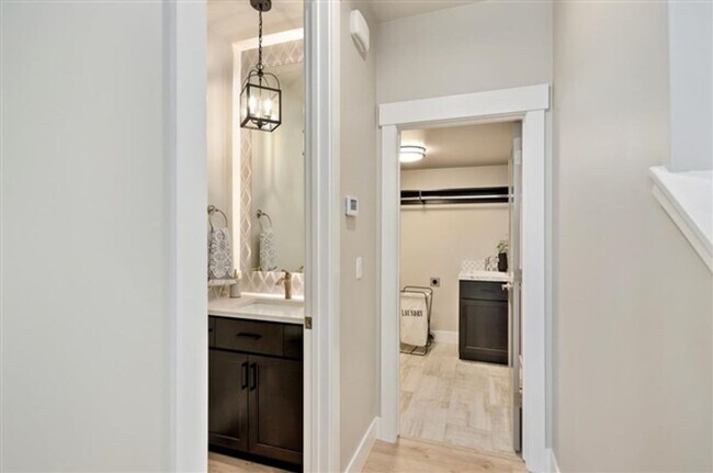 Building Photo - BRAND NEW HOME!!  4 Bedrooms, 3 Baths, Lar...