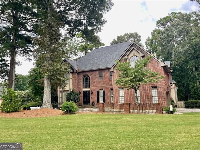 Building Photo - 530 Slane Trce