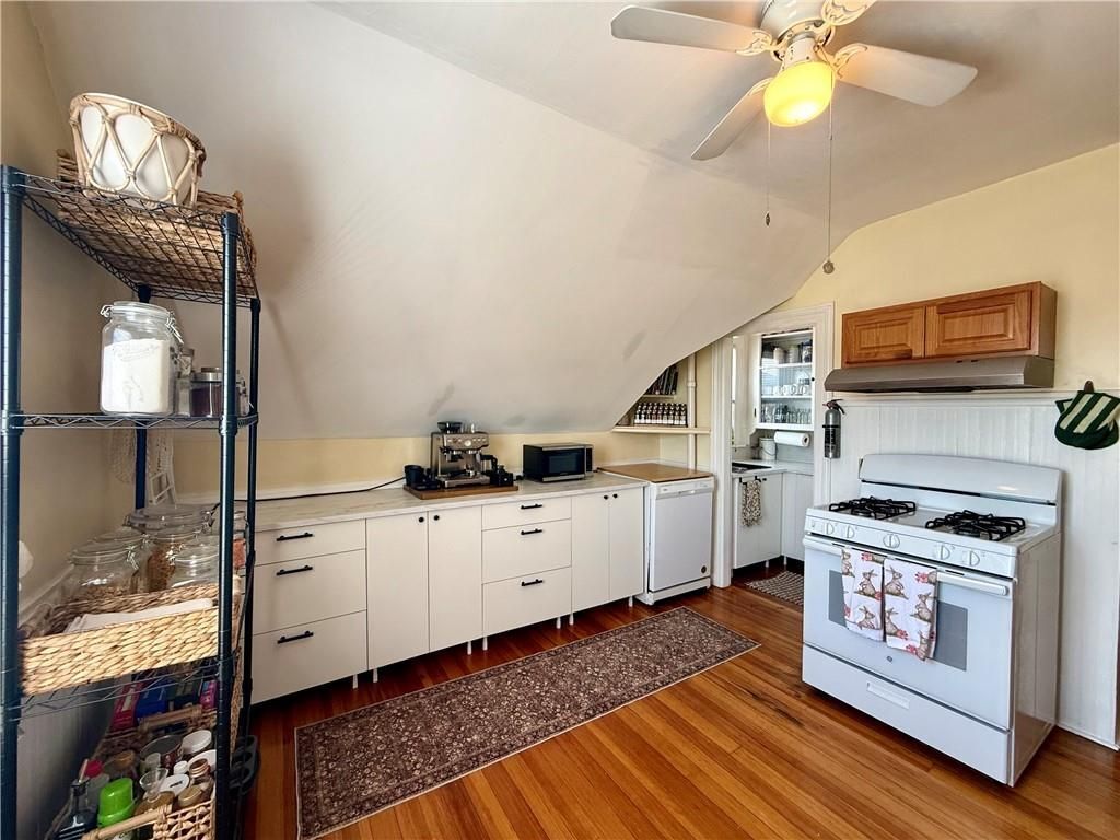 Building Photo - 38 Georgia Ave