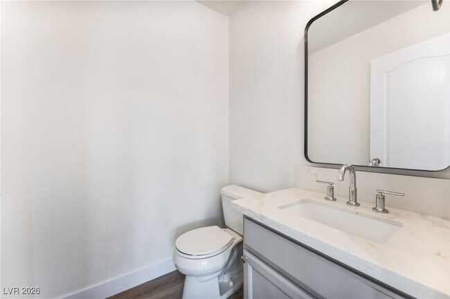 Building Photo - 1813 Navajo Lake Way