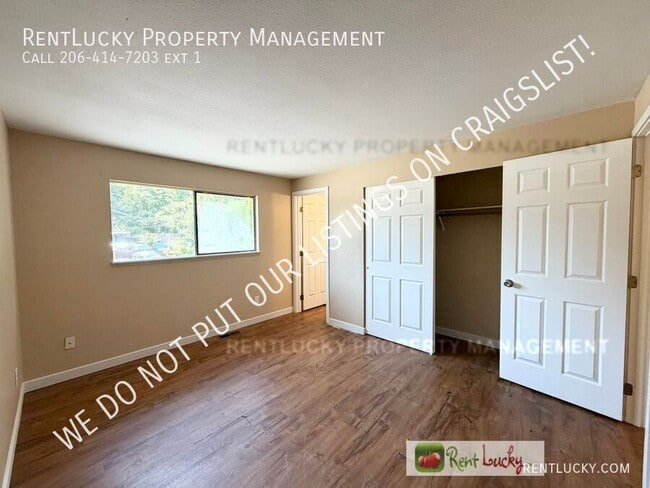 Building Photo - 2516 S 284th St