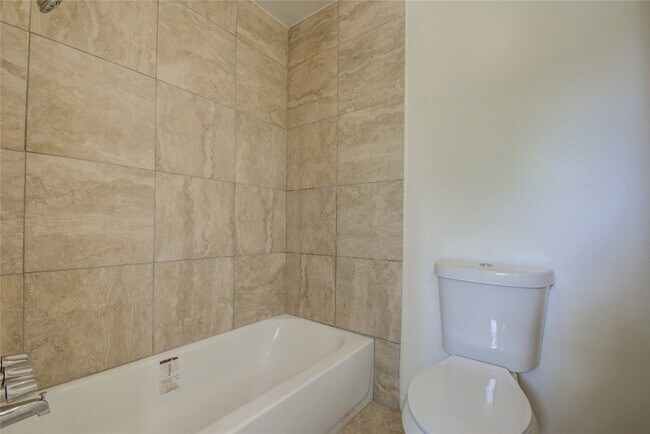 Building Photo - 3514 Quail Meadow Dr