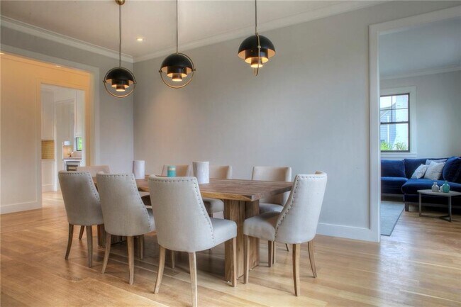 Building Photo - 766 Indian Ave