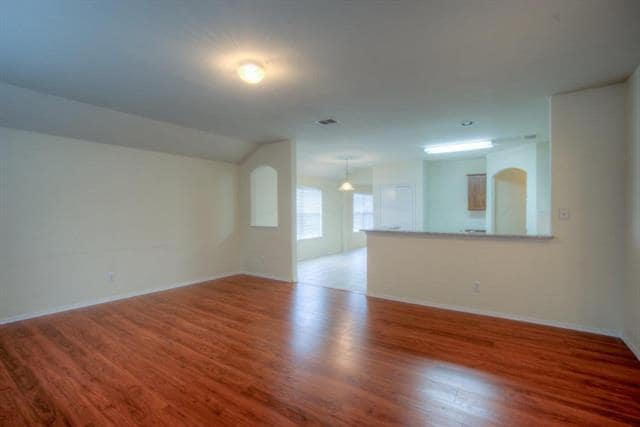 Building Photo - 3733 Verde Dr