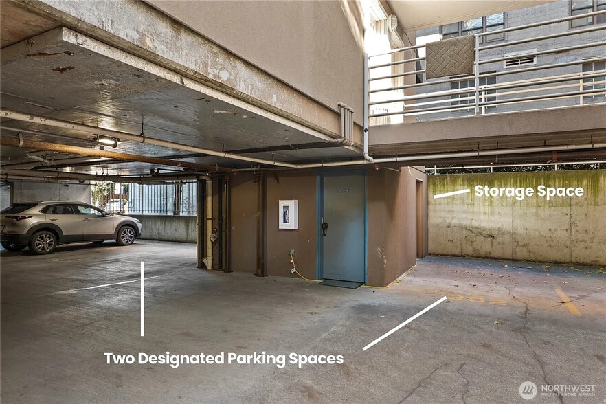 Building Photo - 622 6th Ave W