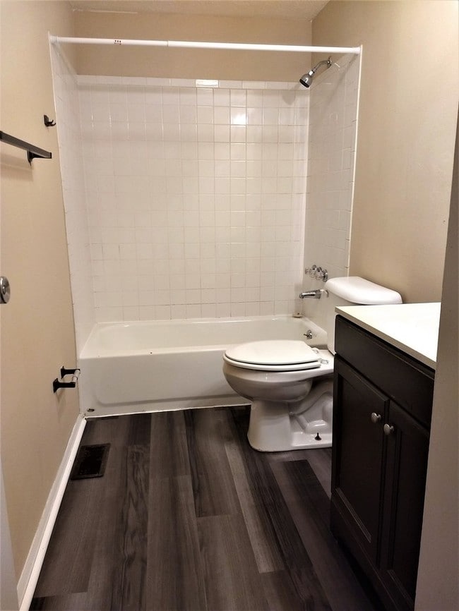 Building Photo - 4280 Boyne Ct