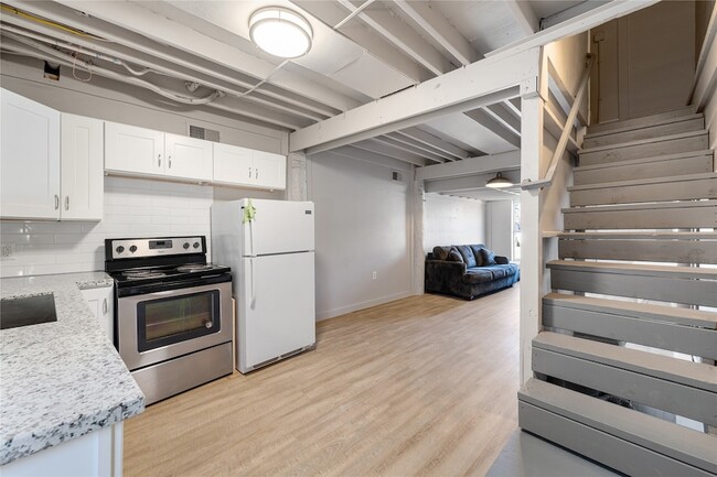 Building Photo - 6911 Avenue O