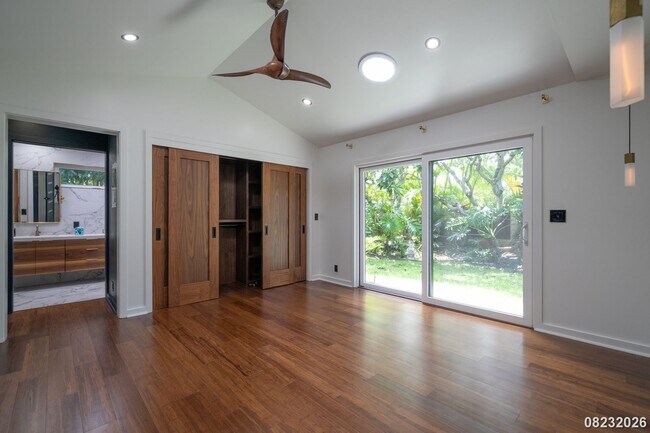 Building Photo - 427 Akoakoa Pl
