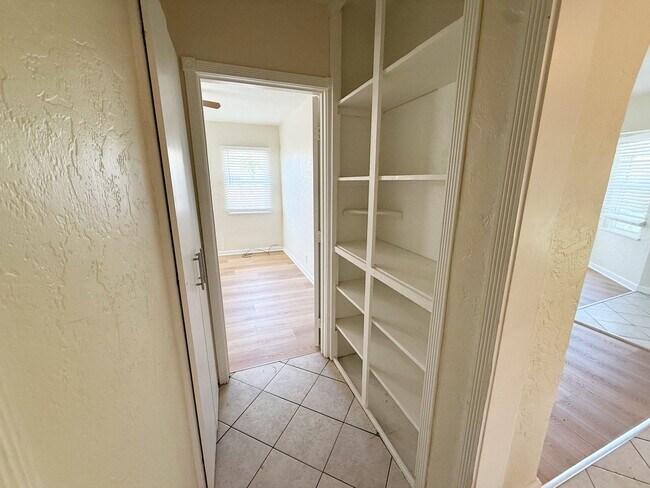 Building Photo - Updated 3 Bed/2 Bath Home For Rent!