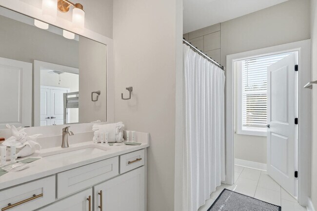 Building Photo - 38 W Willow Mist Rd