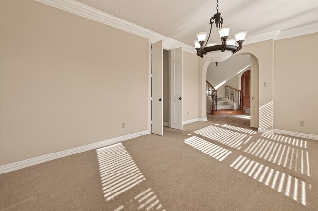 Building Photo - 2210 Bywater Dr