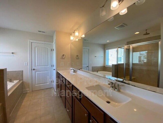 Building Photo - 2280 Chattering Lory Ln