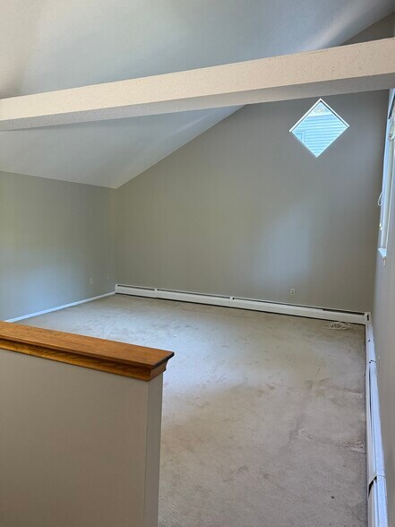 Building Photo - 4 Staunton Ct