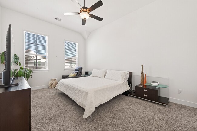 Building Photo - 21163 Medina River Dr