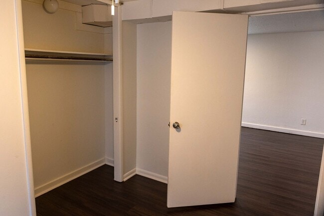 Building Photo - Coming Soon!!   2 BED, 1 BATH LOCATED ONE MILE FROM IU CAMPUS