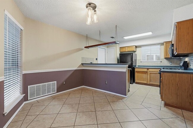 Building Photo - 8401 Horton Trail