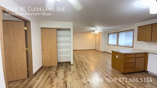 Building Photo - 1568 NE Cleveland Ave