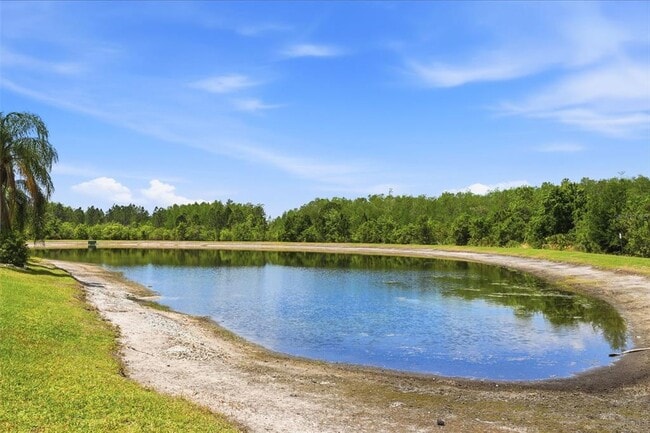 Building Photo - 824 Lake Biscayne Way