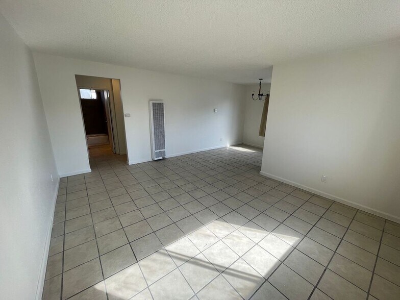 Building Photo - 4758 Imperial Ave