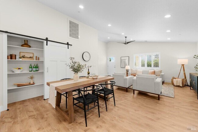 Building Photo - 101 Merrill St