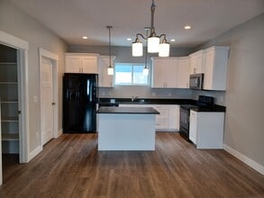 Building Photo - 56 S 130 E