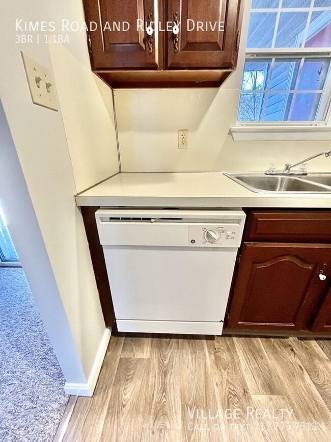 Building Photo - 1953 Kimes Rd