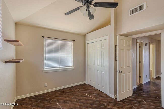 Building Photo - 5717 Saplinas Rd