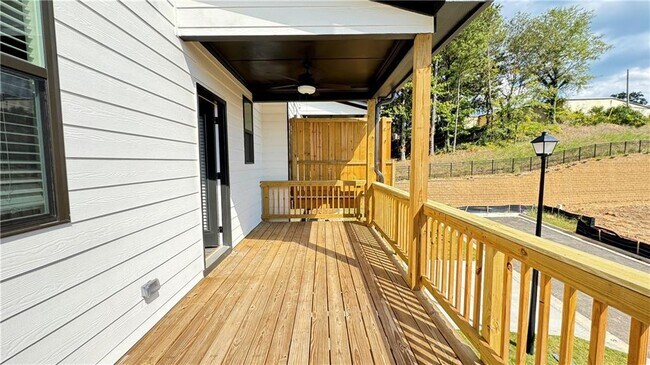 Building Photo - 53 Peeples Dr