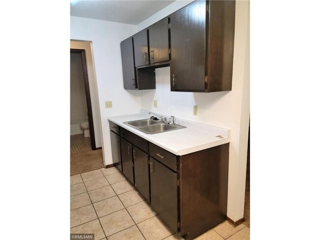 Building Photo - 539 S Wasson Ln