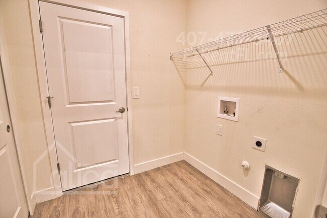 Building Photo - 5164 Tolson St