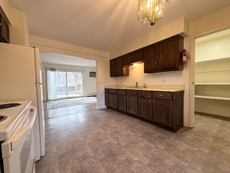 Building Photo - 6007 Oran Ave