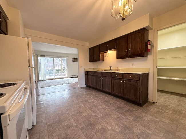 Building Photo - 6007 Oran Ave