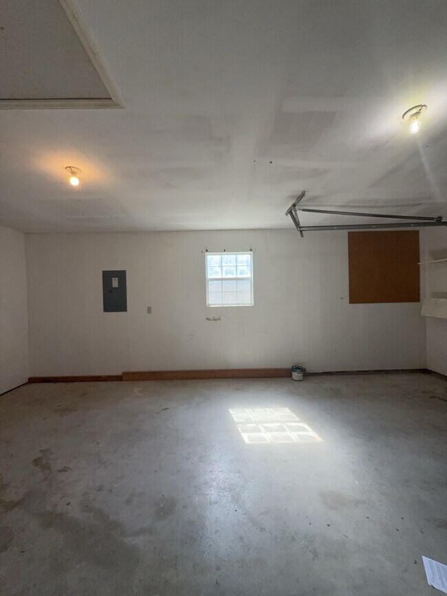 Building Photo - 109 Bridgewater Ct