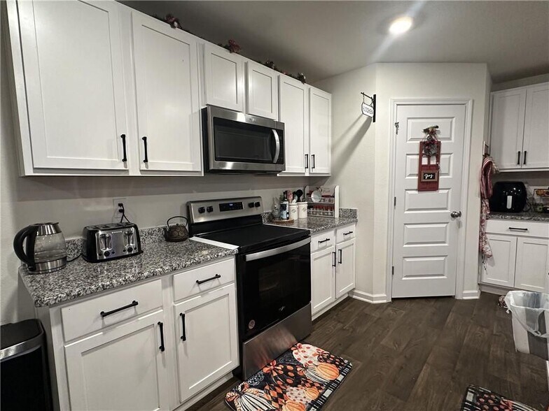 Building Photo - 23792 Unbridled Lp