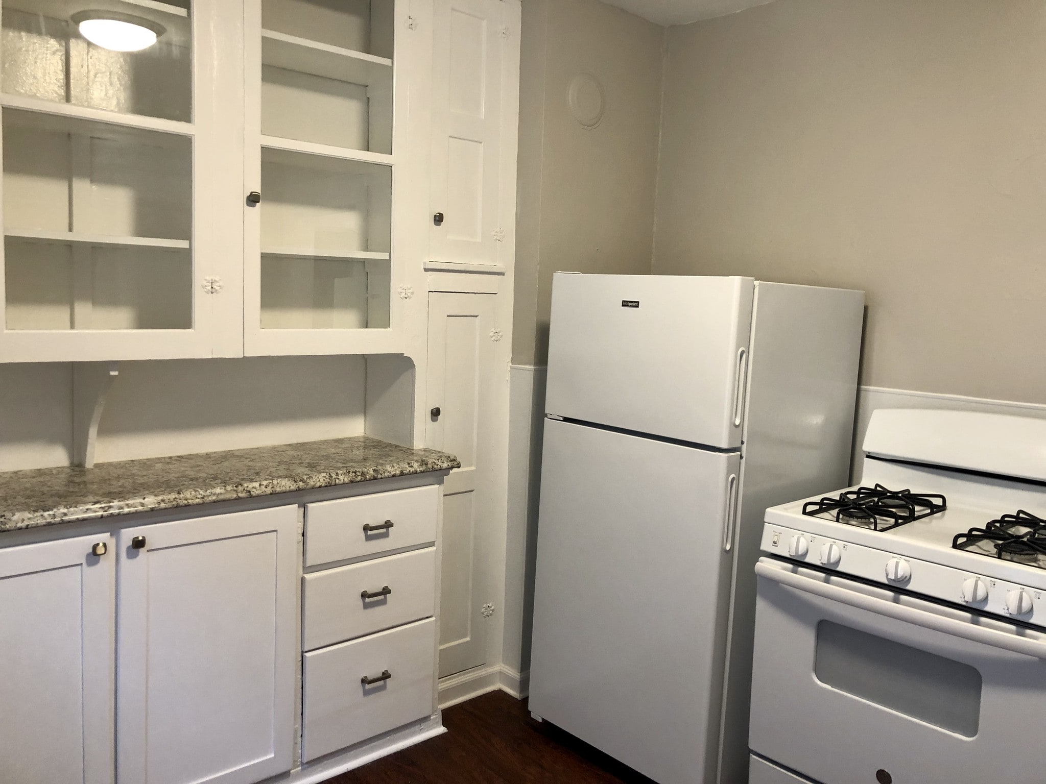 Building Photo - 92 Trowbridge St