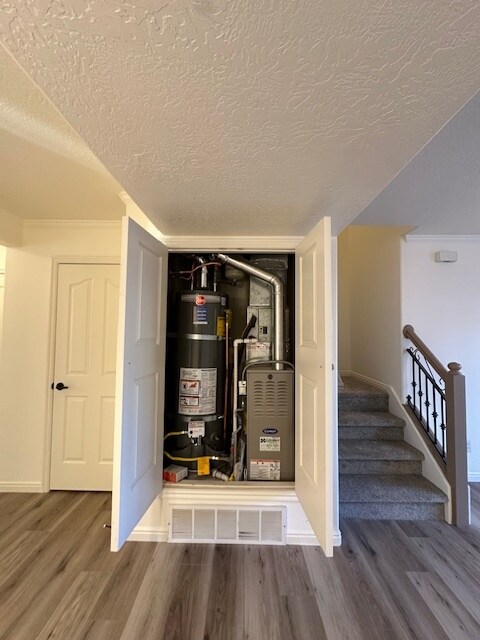 Building Photo - 800 Hamlet Cir S