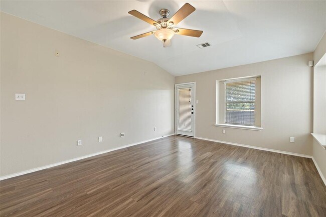 Building Photo - 1625 Pavelich Pass