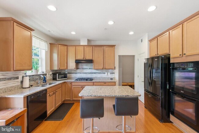Building Photo - 10615 Quaking Aspen Way