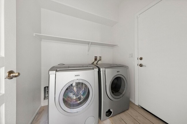 Building Photo - Beautiful Providence 3 Bedroom + Loft Home