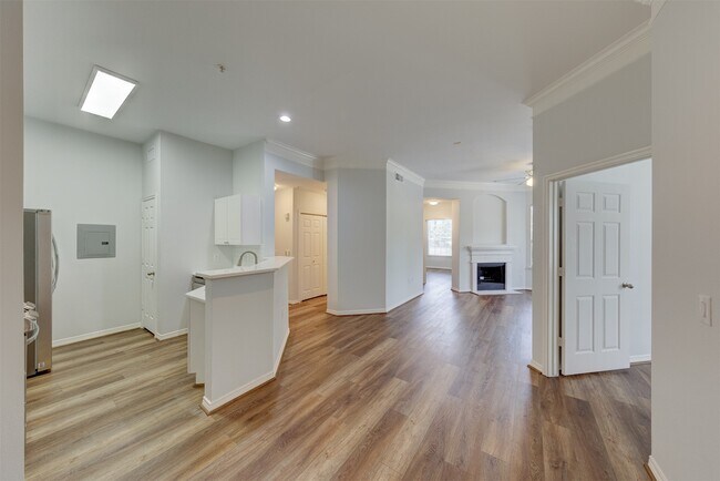 Building Photo - 3045 Marina Bay Dr