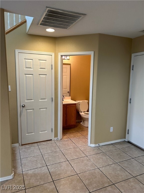 Building Photo - 7920 Windhamridge Dr