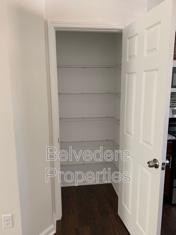 Building Photo - 105 Sommerwall Pl