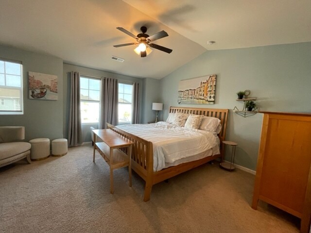 Master suite - 709 Elton Ave