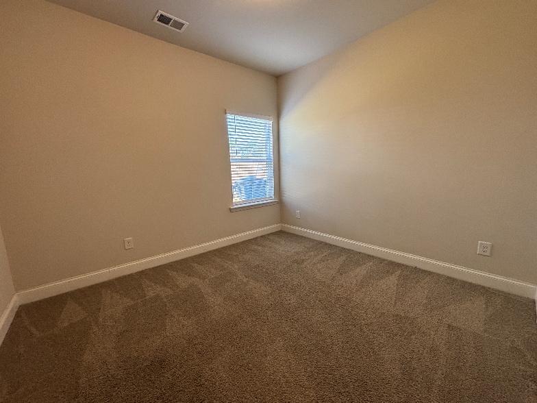 Building Photo - 5163 Woodline View Ln