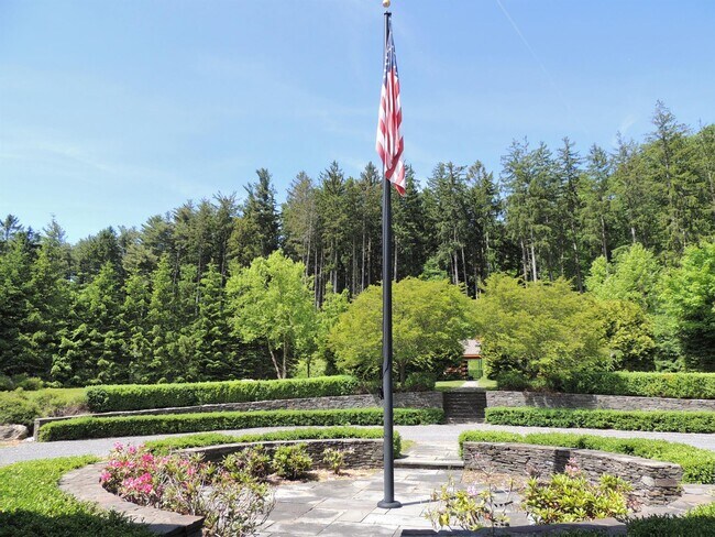 Building Photo - 438 Doodletown Rd