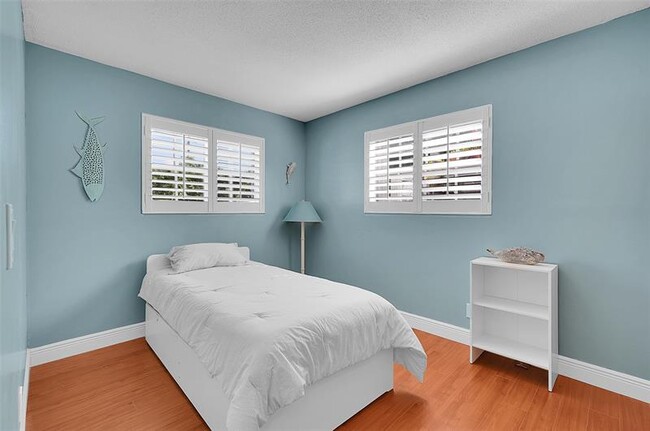 Building Photo - 2705 Roosevelt St