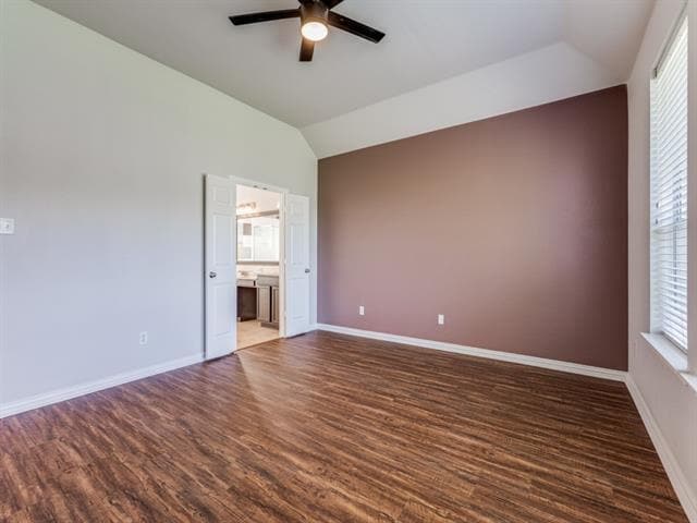 Building Photo - 2728 Tangerine Ln