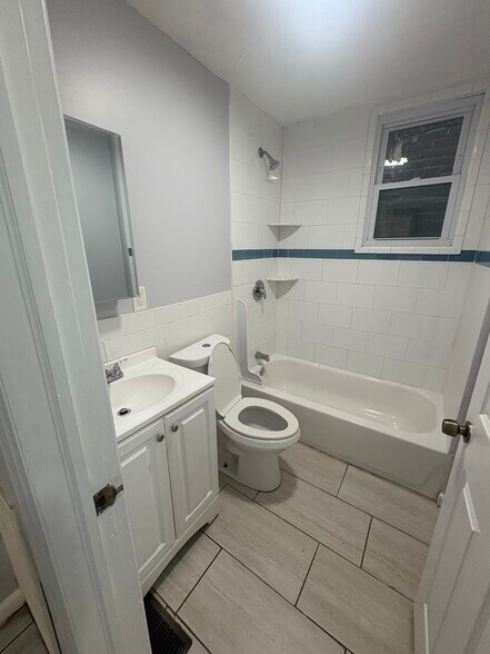 Building Photo - 179 N 11th St