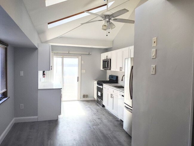Building Photo - 106 Villa Ave